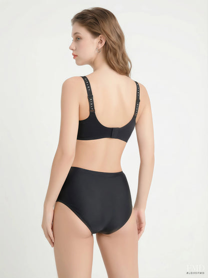 Sleek Minimalist Wireless Bra - Branded Straps, Smooth Fit & Modern Style